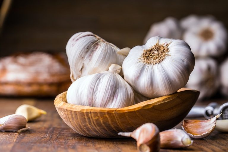 Health Benefits of Garlic in the Morning